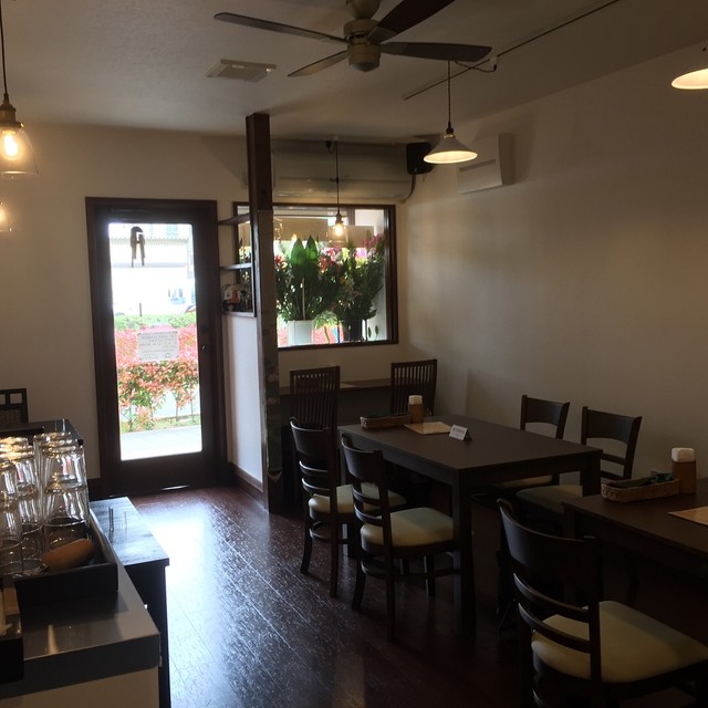 アジアンカフェ ドークブア Asiancafe Dork Bua 西新井大師西 カフェ 食べログ