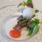 ［ランチ］蛍烏賊と地元で取れた蕨にトマトソースと生姜ソース添え