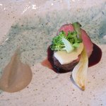 ランソレイエ - ［ランチ］仔牛のステーキ、ごぼうソース添え