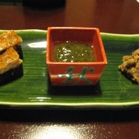 五代目 野田岩 麻布飯倉本店 - つきだし（鰻の煮凝り、もずく酢、鰻そぼろ）