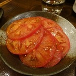 日向備長炭焼鳥 鳥仁 - トマトサラダ