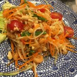 カオマンガイキッチン 大宮 - 青パパイヤのサラダ