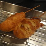 庵 - 串盛り合わせ5種450円