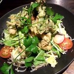 旅篭 - 蕎麦サラダ♬サクサク天ぷらとお蕎麦と野菜…旅籠ｻﾝならこんなにキレイで美味しくなるのね〜(๑´ڡ`๑)♡