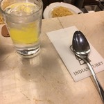 インデアンカレー - (内観)備品①