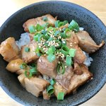 麺屋 しん蔵 - チャーシュー丼 300円