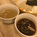 麺処 有彩 - 特別につゆは両方です。