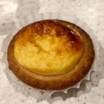 BAKE CHEESE TART - ベイクドチーズタルト…216円