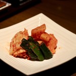 焼肉 大河 - キムチ盛り合わせ