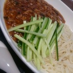 南国酒家 広東麺飯房 - 