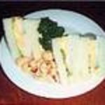 ポップコーン - ハーフサンドイッチは11:00までは＋\200で時間外は＋\300でセットOK！！