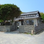 アプテカ フレーゴ - お店前を左に行くと……