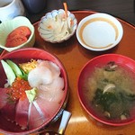 復興食堂 ゆめ広場 - 海鮮丼 1380円
