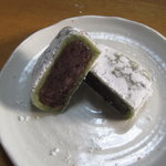 岡埜栄泉総本家 - 上野駅前 岡埜栄泉総本家：よもぎ大福