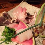 きんぎょ - 刺身の左側アップ