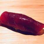 鮨 さかい - 赤身（千葉・164kg）、漬け