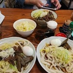 吉田のうどん さくら - 出揃ったところ