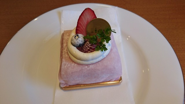 子どもの日にちなんで By Ymyk Patisserie Lien パティスリー リアン 平津 ケーキ 食べログ