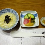 日の出 - 雑炊、香の物、ちりめんじゃこ