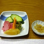 日の出 - 香の物、ちりめんじゃこ