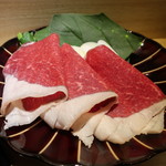 あま屋 - トマトシカしゃぶ（トマトスープで頂く、日高産の熟成エゾ鹿肉のしゃぶしゃぶ）。