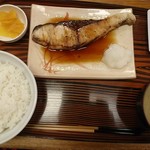 Tsurukame Shokudou - ブリ照り焼き定食1100円