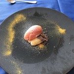 azzurro - ドルチェ。ブラッドオレンジのジェラート　ハチミツのムース。