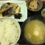 味の関所　当番亭 - おまかせ定食：７００円