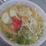 錦龍 - 「ラーメン」たったの３００円！ﾃﾞﾌｫﾙﾄで紅ｼｮｳｶﾞＯＮ！ｍ９(｀･ω･´)