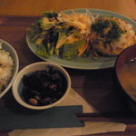 ビオオジヤンカフェ プラス - おぼろ豆腐ハンバーグ定食