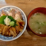 磯丸水産 - 『ｻｰﾓﾝと穴子の炙り丼』と『生海苔味噌汁』