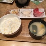 Kyoutsukemonoajiwaidokoronishirizakyubu - ご飯と味噌汁は、入れ替えました。