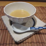 Shokurakuikuta - カリフラワーのスープ