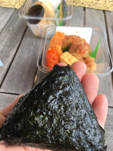 おにぎりの桃太郎 菰野店 菰野 おにぎり 食べログ おにぎりの桃太郎 菰野店 菰野 おにぎり 食べログ