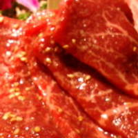はなもんや - お肉がつやつやで新鮮なのわかりますか？