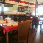 ブラフマー - テーブル席やカウンター席