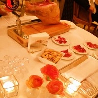 小笠原伯爵邸 - ダイニング前のお部屋ではステキなアミューズが。