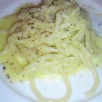 トラットリア タンタボッカ - イタリア産チーズと黒胡椒のシンプルパスタ☆シンプルだけどめちゃ旨っ