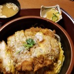 Icchou - 大きなチキンカツ丼　\790-　旨い