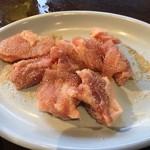 七輪 - 孫のために鶏肉をオーダー