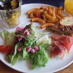 セロニカ - 1,260円のワンプレートランチ。