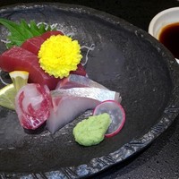 うなぎ 四代目 菊川 グローバルゲート店 - お造り…○鮪 ○鯛 ○縞鯵