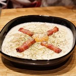ISOGAMI　FRY　BAR - ☆カルボナーラ蕎麦 1134円