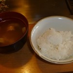 Teppanokonomiyakiwaiwai - セットのご飯＆お味噌汁