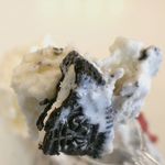 ミルキッシモ - ネロビスケットは、オレオの苦味を伴ったビスケットの美味しさ、バニラアイスのコクとミルキーさが感じられてウマイ！