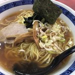 らーめん ほん田 - ラーメン大盛り@400円