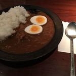 新宿・のみや - チキンカレー たまごトッピング