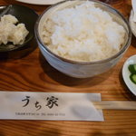 うち家 - 本日のランチ（ご飯、ポテトサラダ、胡瓜の漬物）