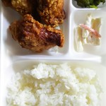 牛島商店 - 唐揚げ弁当(小盛り、ニンニク有り)￥390