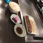 Teppanyaki Suteki Dainingu Happi Baffaro - ハッピーステーキセット（150ｇ/890円・200ｇ/990円）チビーズ×４名はみーんなこれねっ！